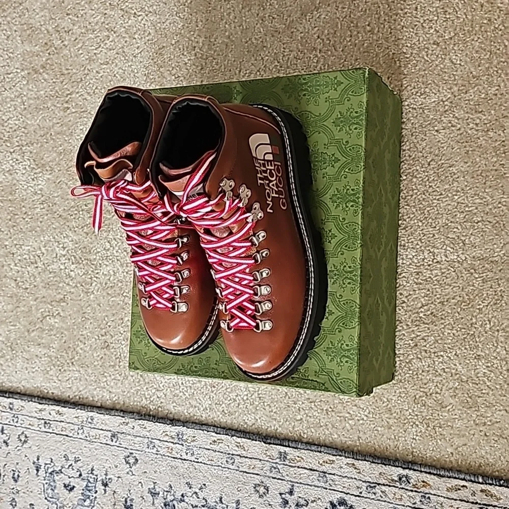 Hiking Boots l! New Size 38, 8.5 9 - Picture 3 of 10